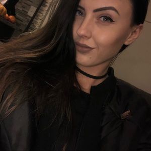 Meet your Posher, Bailey